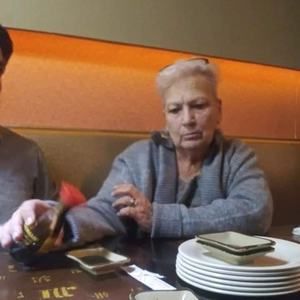 Meet your Posher, Lisa